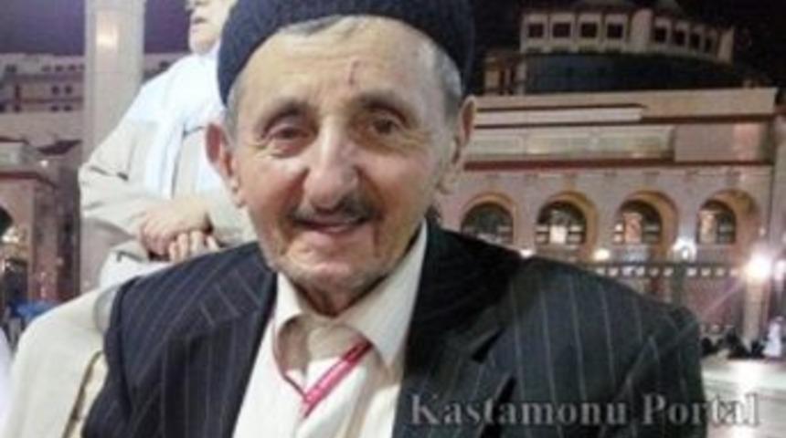 Umre Ziyaretinde Hayatını Kaybetti