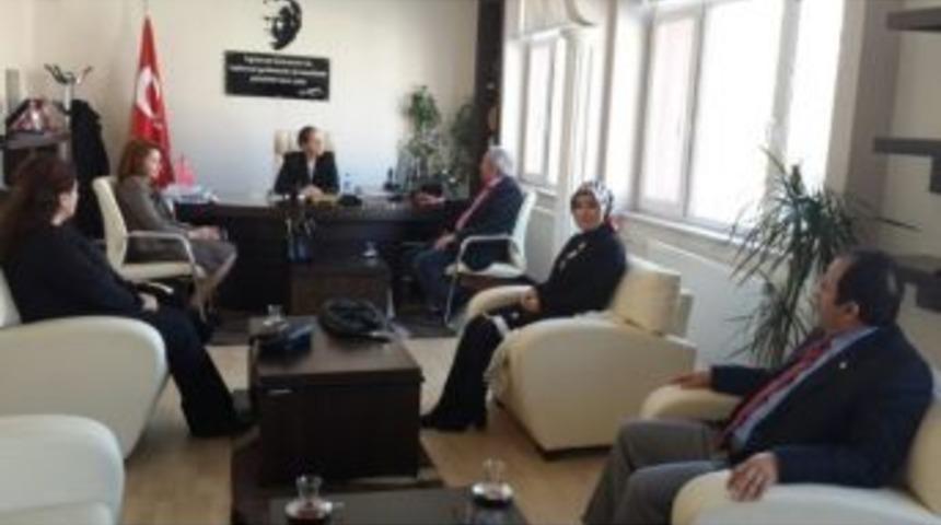 Memur-sen'den Hacılar Kaymakamı T&uuml;lay Baydar Bilgihan'ı Ziyaret Etti