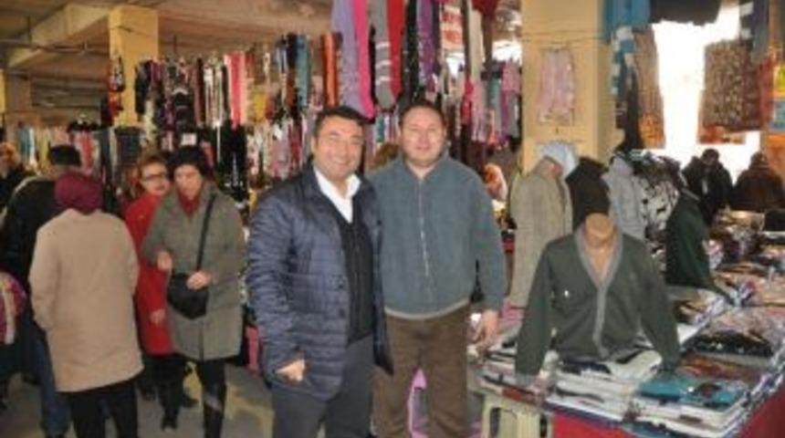 Başkan &Ouml;zdemir&rsquo;den, Sosyete Pazarı Esnafı Ve Vatandaşlara Ziyaret