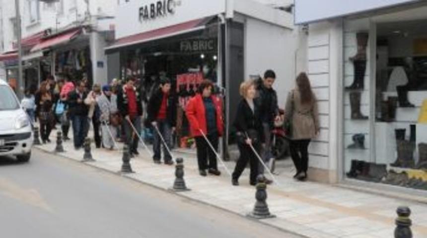 G&ouml;rme Engellilere &Ouml;zel Eğitim Kursu D&uuml;zenlendi