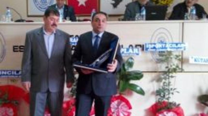 Recep Kaya, Elektrik&ccedil;iler Odası'nın Yeni Başkanı Oldu