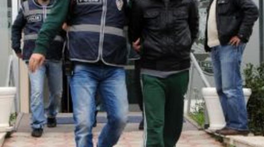 Hem Evini, Hem İşyerini Soydular