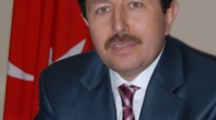 Trafik Polisine K&uuml;f&uuml;r Ve Hakaret İddiası