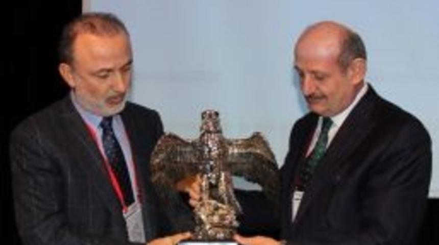 &Ccedil;aykur Rizespor Derneği'nde 82. Genel Kurul Yapıldı