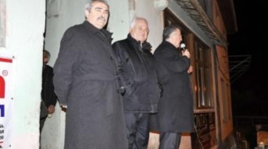 Demirhisar, Evciler K&ouml;y&uuml;nde Meşalelerle Karşılandı