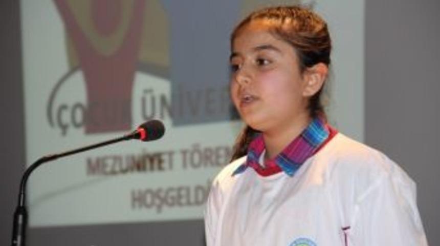 Harran &Ccedil;ocuk &Uuml;niversitesi İlk Mezunlarını Verdi