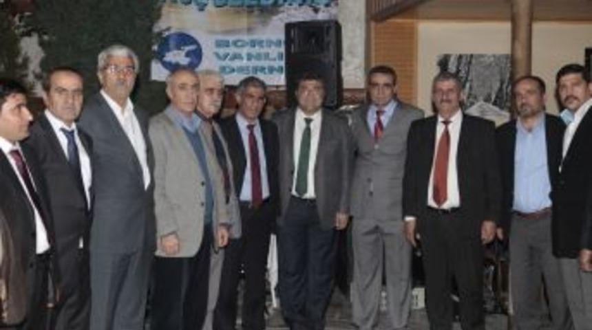 Vanlılar'dan Başkan Sındır'a Teşekk&uuml;r