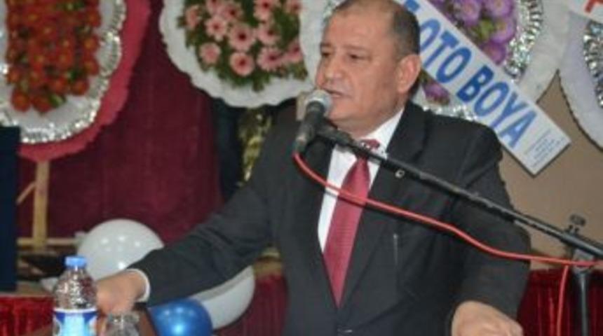Başkan Kertiş'e Esnaf &Ouml;vg&uuml;s&uuml;