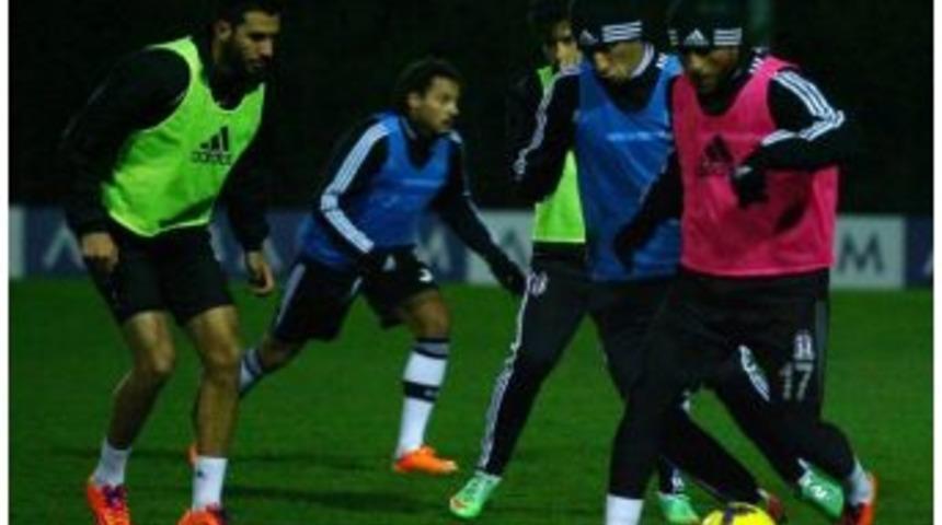Beşiktaş, Gaziantepspor Ma&ccedil;ı Hazırlıklarını S&uuml;rd&uuml;rd&uuml;