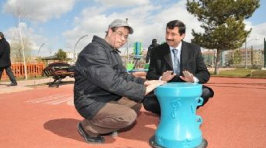 Bu Park Engelleri Ortadan Kaldırıyor