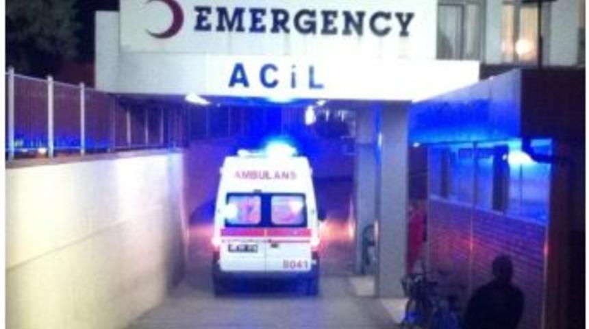Adıyaman&rsquo;da İki Otomobil &Ccedil;arpıştı: 4 Yaralı