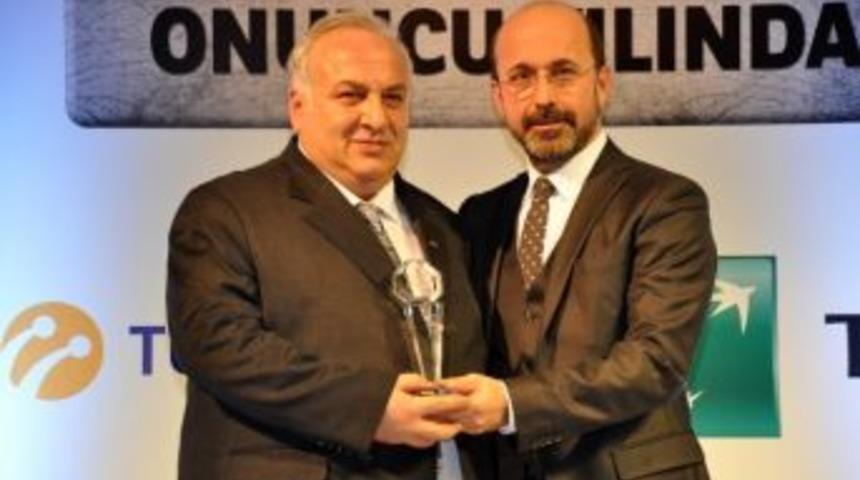 Oba Makarna Ve İpek Yem&rsquo;e &Ouml;d&uuml;l Yağıyor