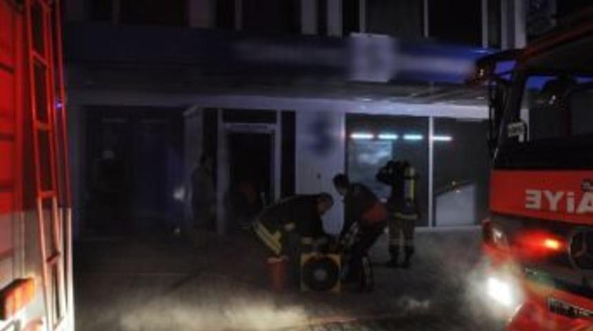 Bankada Yangın Paniği