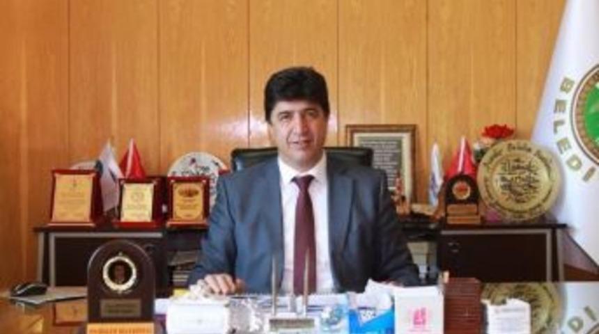 Pasinler Belediye Başkanı &Uuml;nsal Sertoğlu: