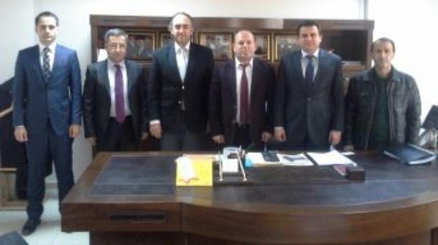 T&uuml;ik Hatso'yu Ziyaret Etti