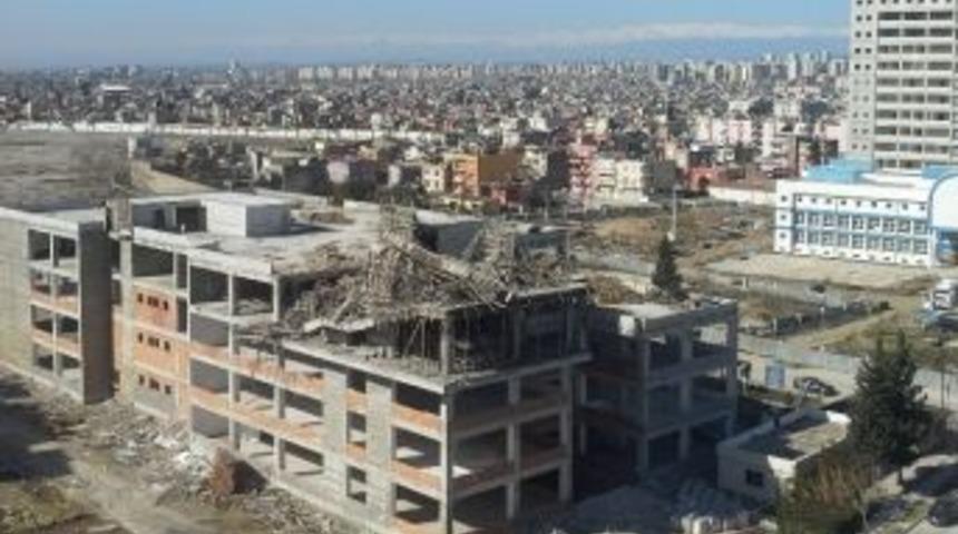 Adana'da Sgk İnşaatındaki G&ouml;&ccedil;&uuml;k