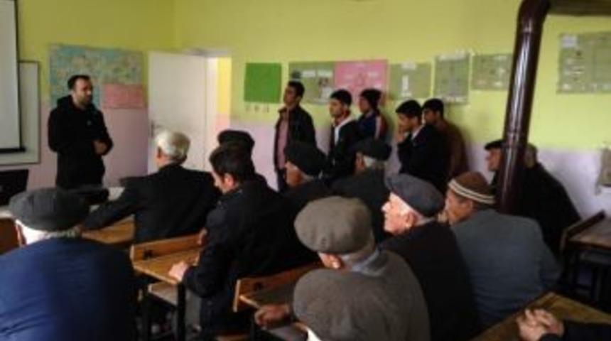 Besni&rsquo;de &Ccedil;ift&ccedil;ilere Y&ouml;nelik Bilgilendirme Toplantısı D&uuml;zenlendi