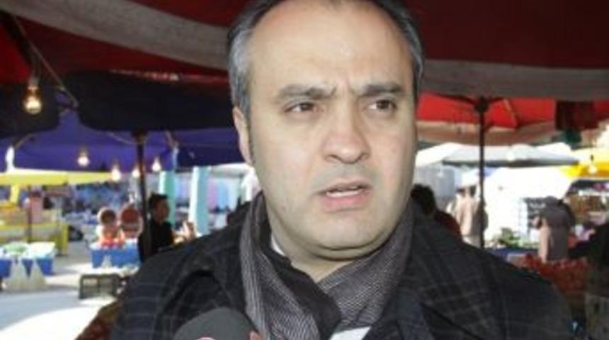 Başkan Aktaş Pazarcıları Dinledi