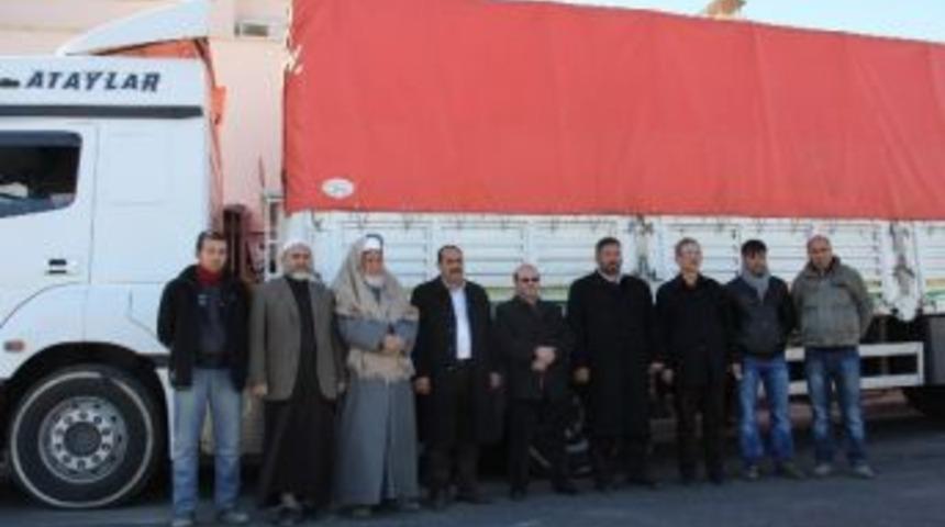 İnsani Yardım Platformu'nun 2 Tır'ı Daha Yola &Ccedil;ıktı