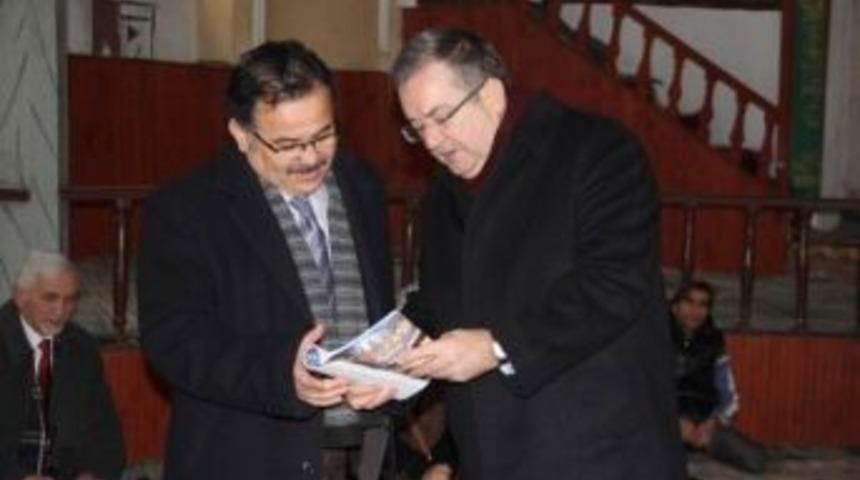 Dp&uuml; İlahiyat Fak&uuml;ltesi Dekanı Prof. Dr. Bilal Kemikli: