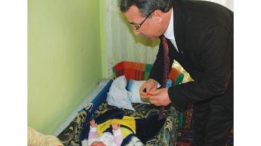 Karatay&rsquo;da Yeni Doğan Bebeklere &ldquo;hoşgeldin&rdquo; Plaketi