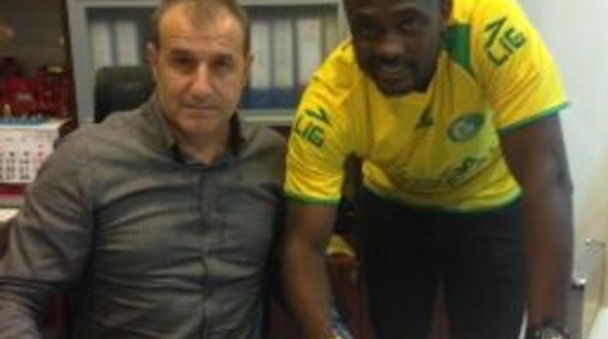 Simon Zenke, Şanlıurfaspor&rsquo;a İmzayı Attı