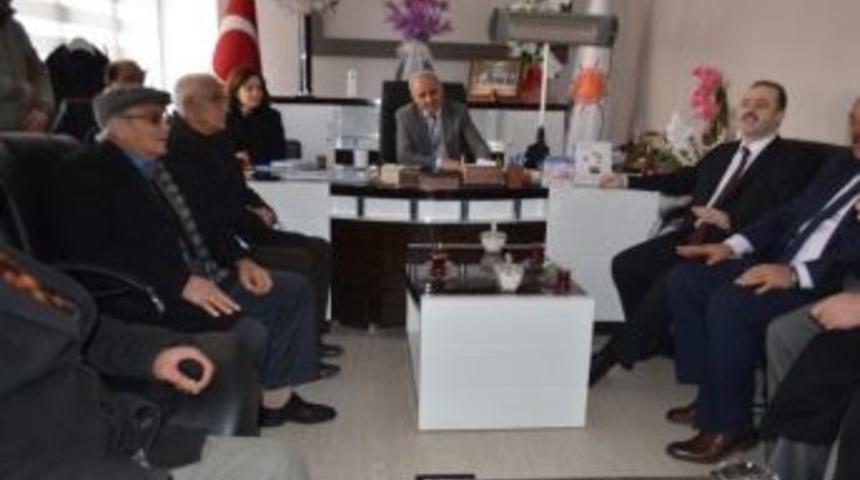 Ak Partili &Ouml;zg&ouml;k&ccedil;e&rsquo;ye Yoğun İlgi