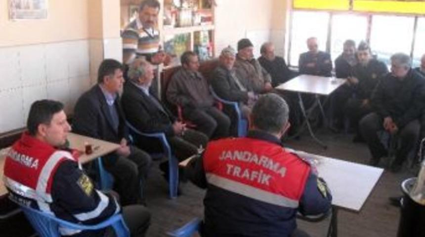 Meram Jandarma Trafik Timi Hatunsaray&rsquo;da Seminer Verdi