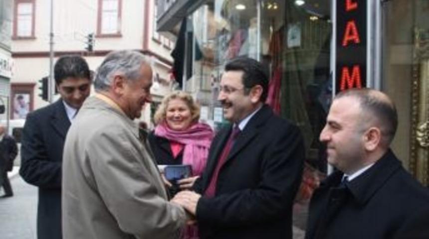 &ldquo;bizim Ahmet&rdquo; Trabzon Sokaklarını Arşınlıyor