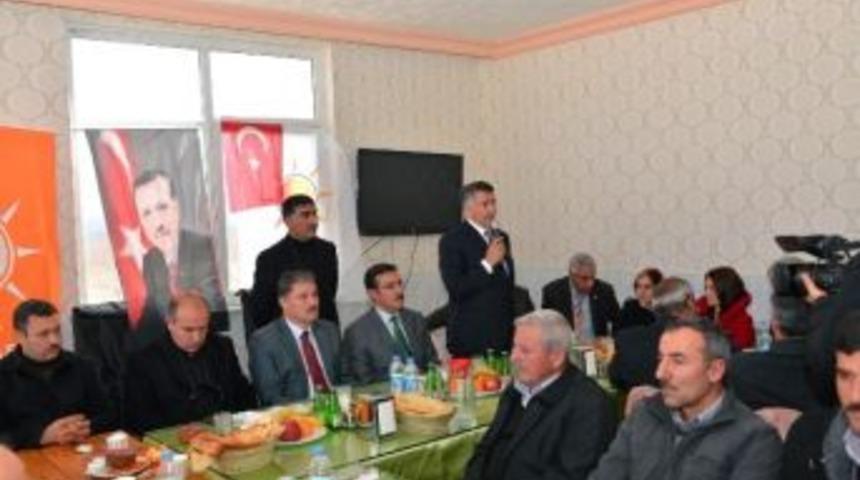 &Ouml;zt&uuml;rk, Se&ccedil;im &Ccedil;alışmalarını S&uuml;rd&uuml;r&uuml;yor