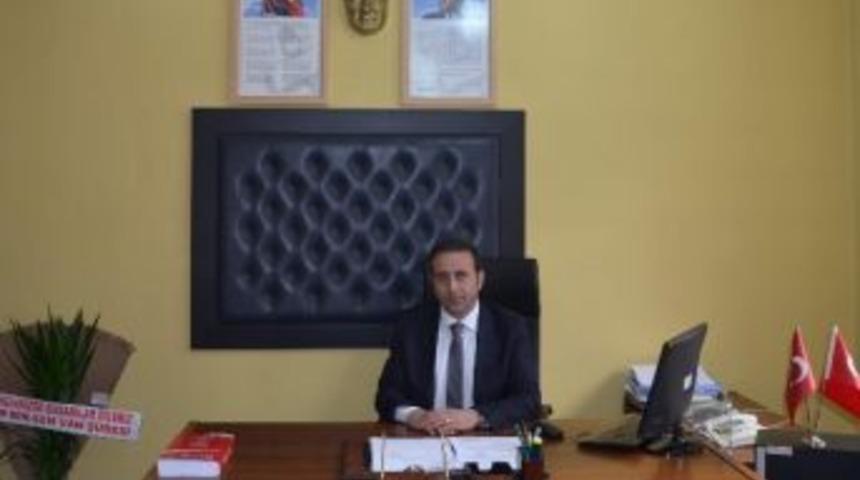 &Ccedil;atak İl&ccedil;e Milli Eğitim M&uuml;d&uuml;r&uuml; Mehmet Yaman, G&ouml;reve Başladı