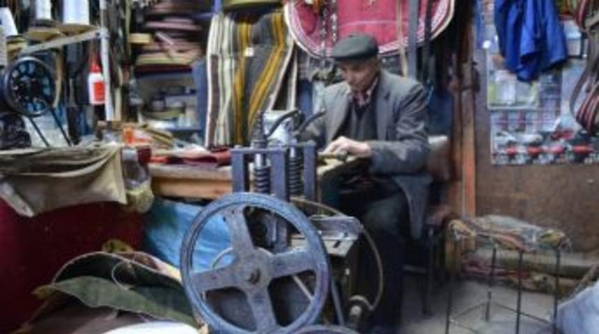 Sara&ccedil;lığın Son Temsilcileri, 73 Yıllık Ustası İle 40 Yıllık &Ccedil;ırağı