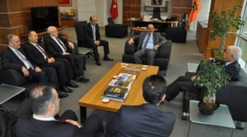 Vakıfbank'tan Nk&uuml; Rekt&ouml;r&uuml;ne Ziyaret