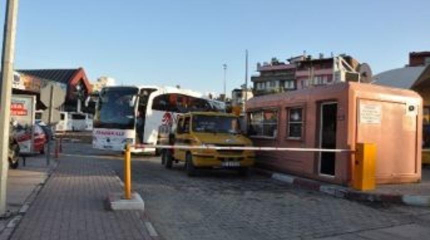 Nazilli Terminali İ&ccedil;erisine Betonlama &Ccedil;alışması Yapıldı