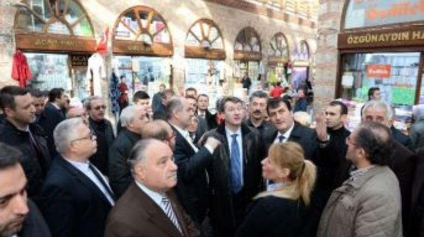 D&uuml;ndar&rsquo;dan &Ccedil;arşı Ziyareti