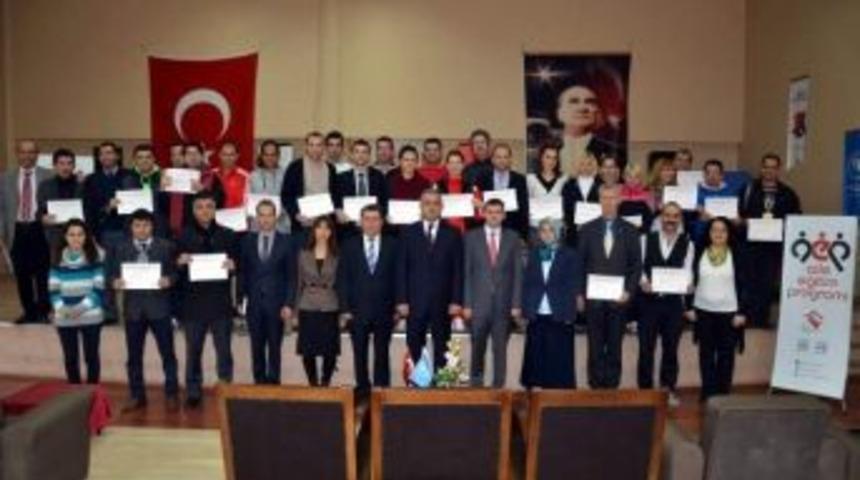 Gen&ccedil;lik Hizmetleri Ve Spor İl M&uuml;d&uuml;rl&uuml;ğ&uuml; Personeli Aep Konusunda Bilgilendirildi