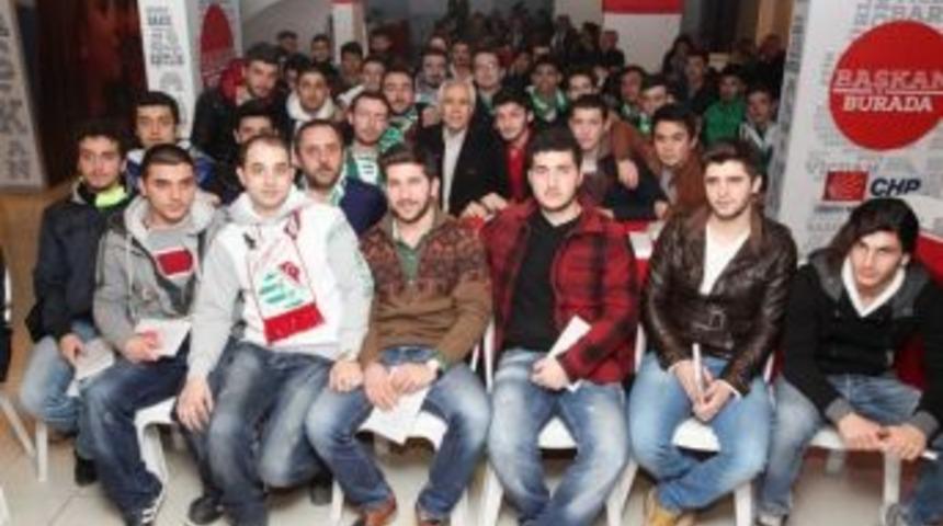 Yeşil Beyaza G&ouml;n&uuml;l Verenler Bozbey&rsquo;i Ziyaret Etti