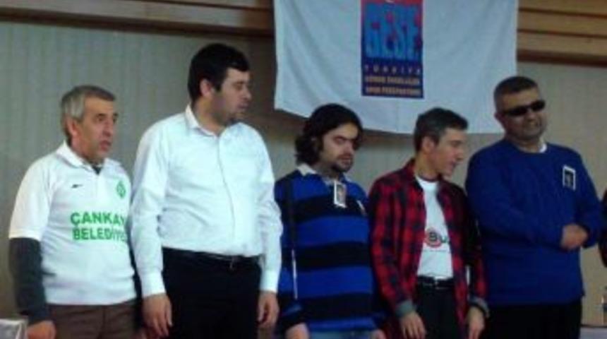 M&uuml;min Aksu Yine Şampiyon