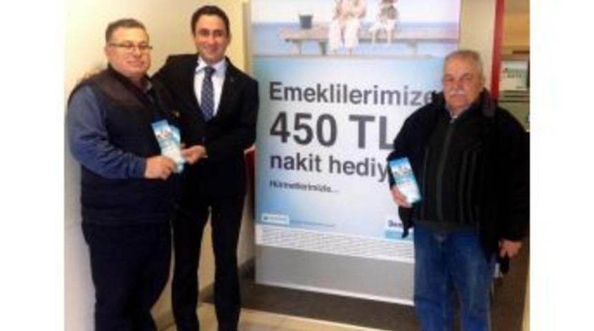 Edremit&rsquo;te Bankadan Emeklilere Nakit &Ouml;d&uuml;l Fırsatı
