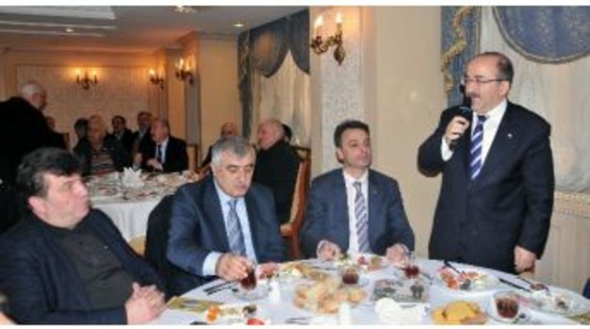 Başkan G&uuml;mr&uuml;k&ccedil;&uuml;oğlu, Se&ccedil;im &Ccedil;alışmalarına Ma&ccedil;ka İl&ccedil;esinde Devam Etti