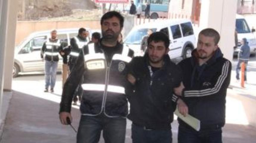 Kiralık Ara&ccedil;la Kasa Hırsızlığı Yapan &Ccedil;ete &Ccedil;&ouml;kertildi