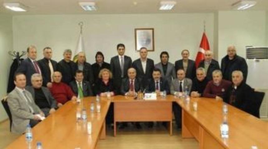 Ak Parti Ortahisar Belediye Başkan Adayı Av. Ahmet Metin Gen&ccedil;, Trabzon Amat&ouml;r Spor Kul&uuml;pleri Federasyonu&rsquo;nu Ziyaret Etti