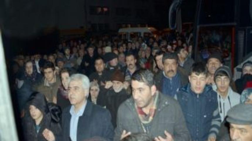 Nevşehir&rsquo;de Umreciler Dua Ve Tekbirlerle Uğurlandı