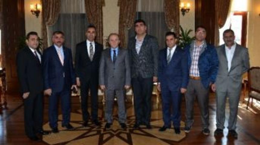 Doğu Ve G&uuml;neydoğulu İş Adamlarından Vali &Ouml;zt&uuml;rk&rsquo;e Ziyaret