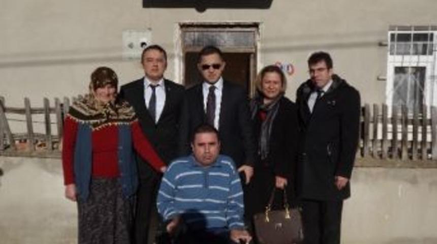 Daday'da Engelli Bir Vatandaşa Tekerlekli Sandalye Yardımı