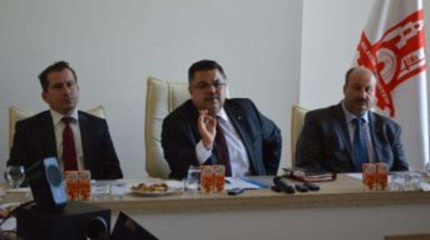 Belediye Başkanı Yağcı'dan Değerlendirme Toplantısı