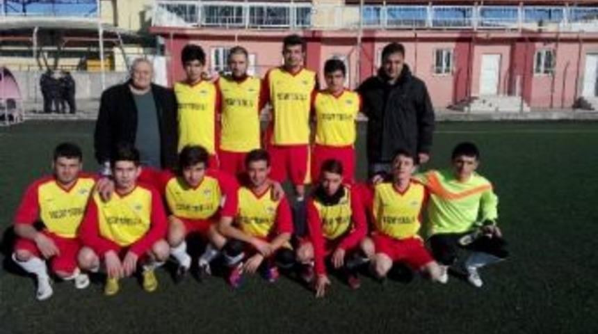 Sarayspor Gen&ccedil; Takımı Şampiyonluk Ma&ccedil;ına &Ccedil;ıkıyor