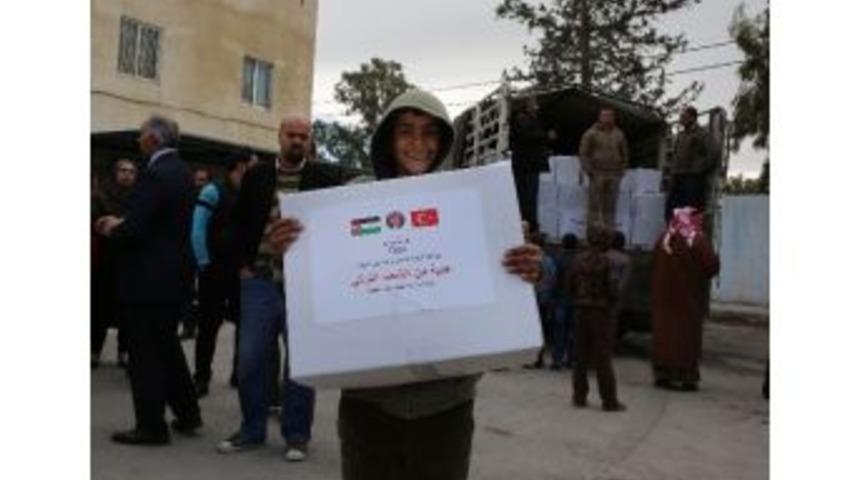 Tika&rsquo;dan &Uuml;rd&uuml;n'deki Filistinlilere Gıda Yardım