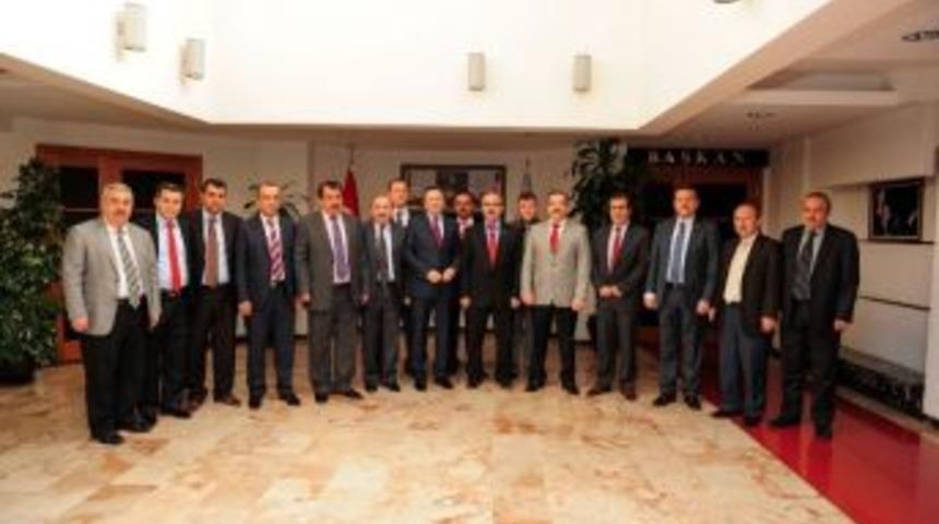 Başkan Tiryaki&rsquo;nin Ziyaret&ccedil;i Trafiği