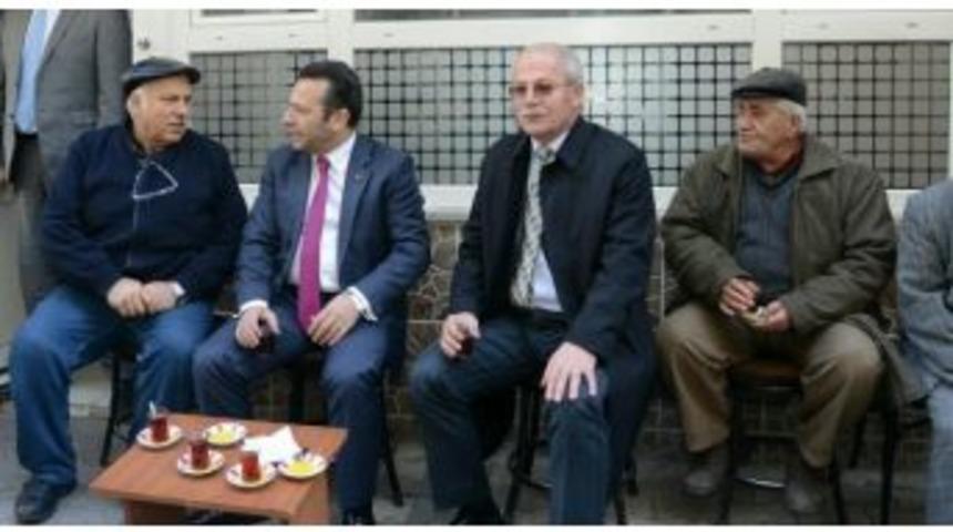 Vali, Vatandaşla &Ccedil;ay Sohbetinde